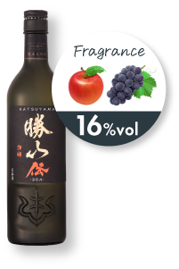 勝山 伝(でん) 720ml